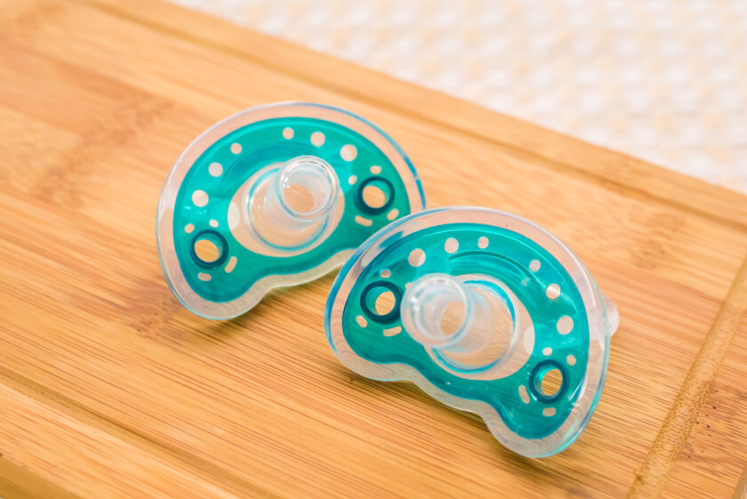 矽膠和PPSU粘合(hé)的膠水 矽(guī)膠和PPSU粘(zhān)合的膠水