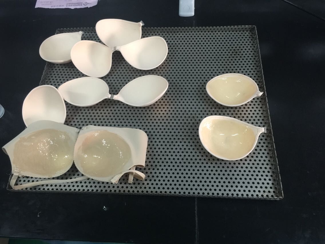 矽膠(jiāo)粘(zhān)皮膚處理劑在文胸的應用 矽膠粘皮膚(fū)處理劑在文胸的應用