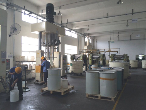 食品級矽膠處理劑廠家生產實景(jǐng) 食品級矽(guī)膠處理(lǐ)劑廠家生產實景