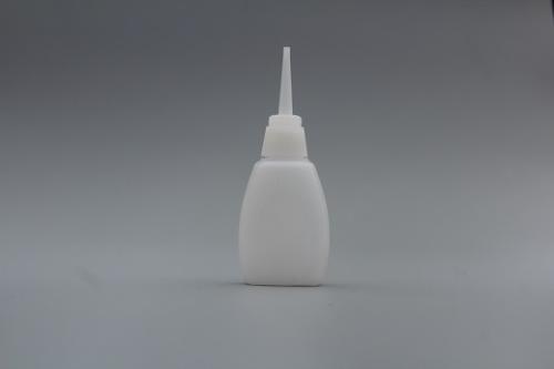 矽膠能用502膠水粘嗎