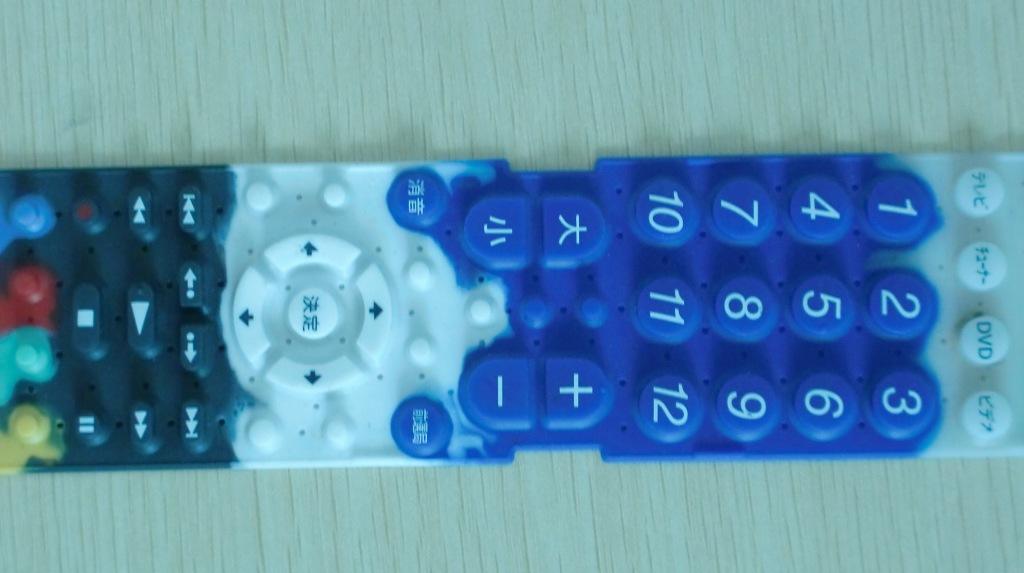 矽(guī)膠表麵噴了矽膠(jiāo)手感油怎麽粘 矽膠表麵噴(pēn)了矽膠手感油怎麽粘